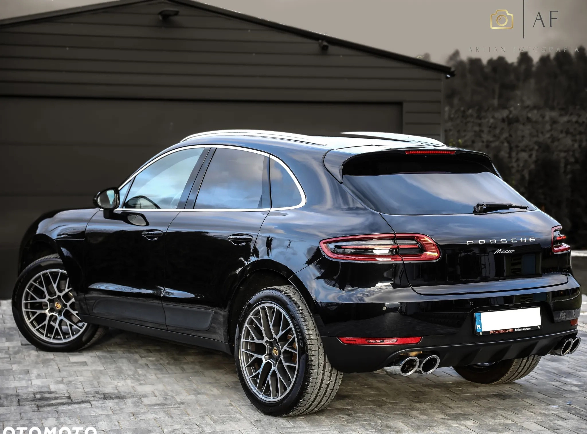 Porsche Macan cena 159900 przebieg: 189000, rok produkcji 2016 z Radom małe 781